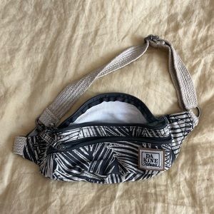 Dakine Fanny pack